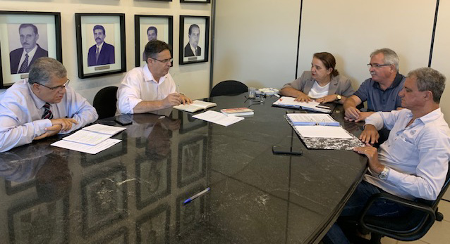 Comissão Processante notifica os indiciados que se encontram presos