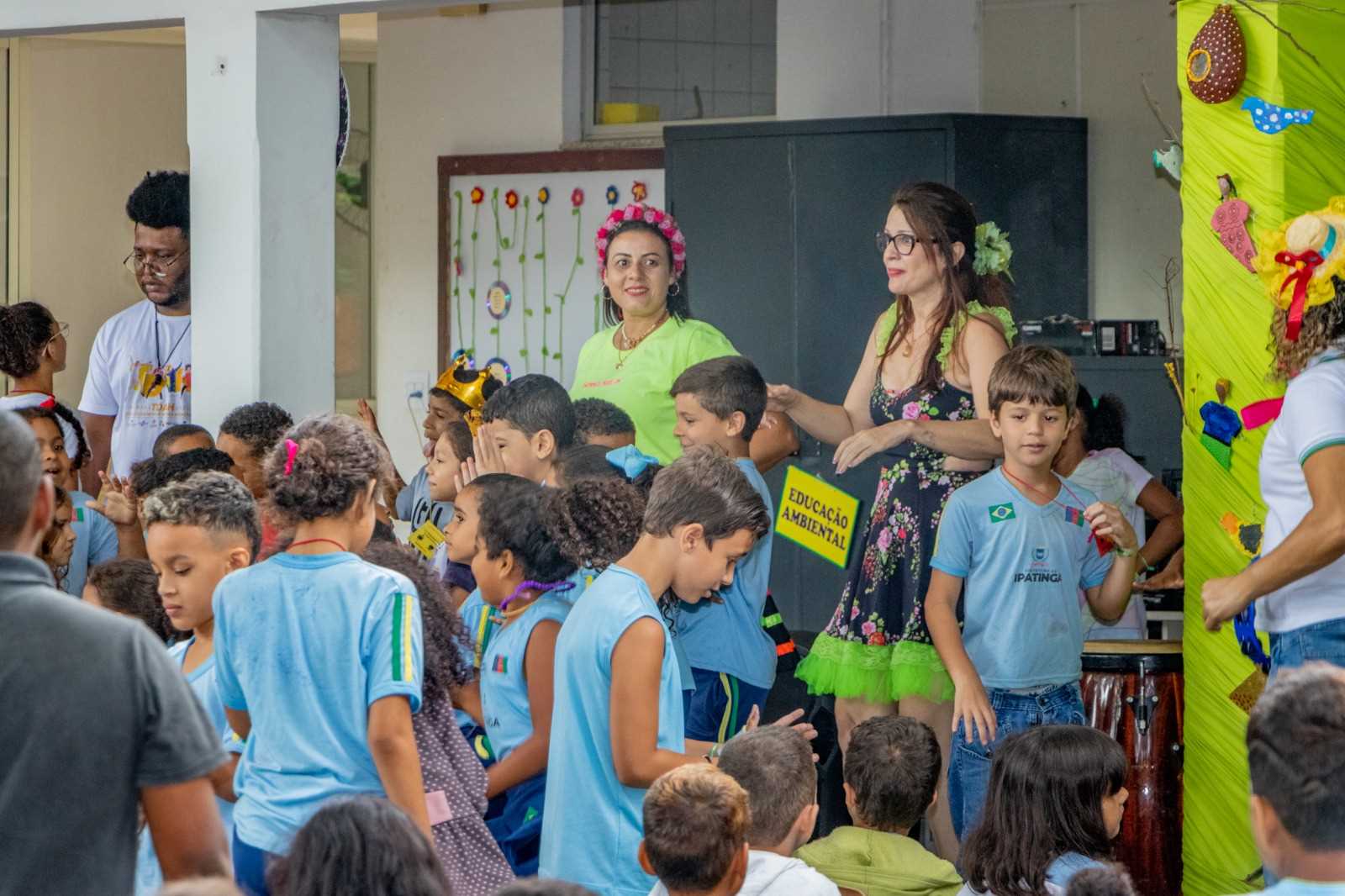 Parlamentares aprovam reajuste de 4,5% para os profissionais da educação
