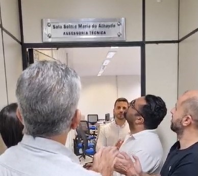 Câmara nomeia sala jurídica em homenagem a Selme Maria de Athayde