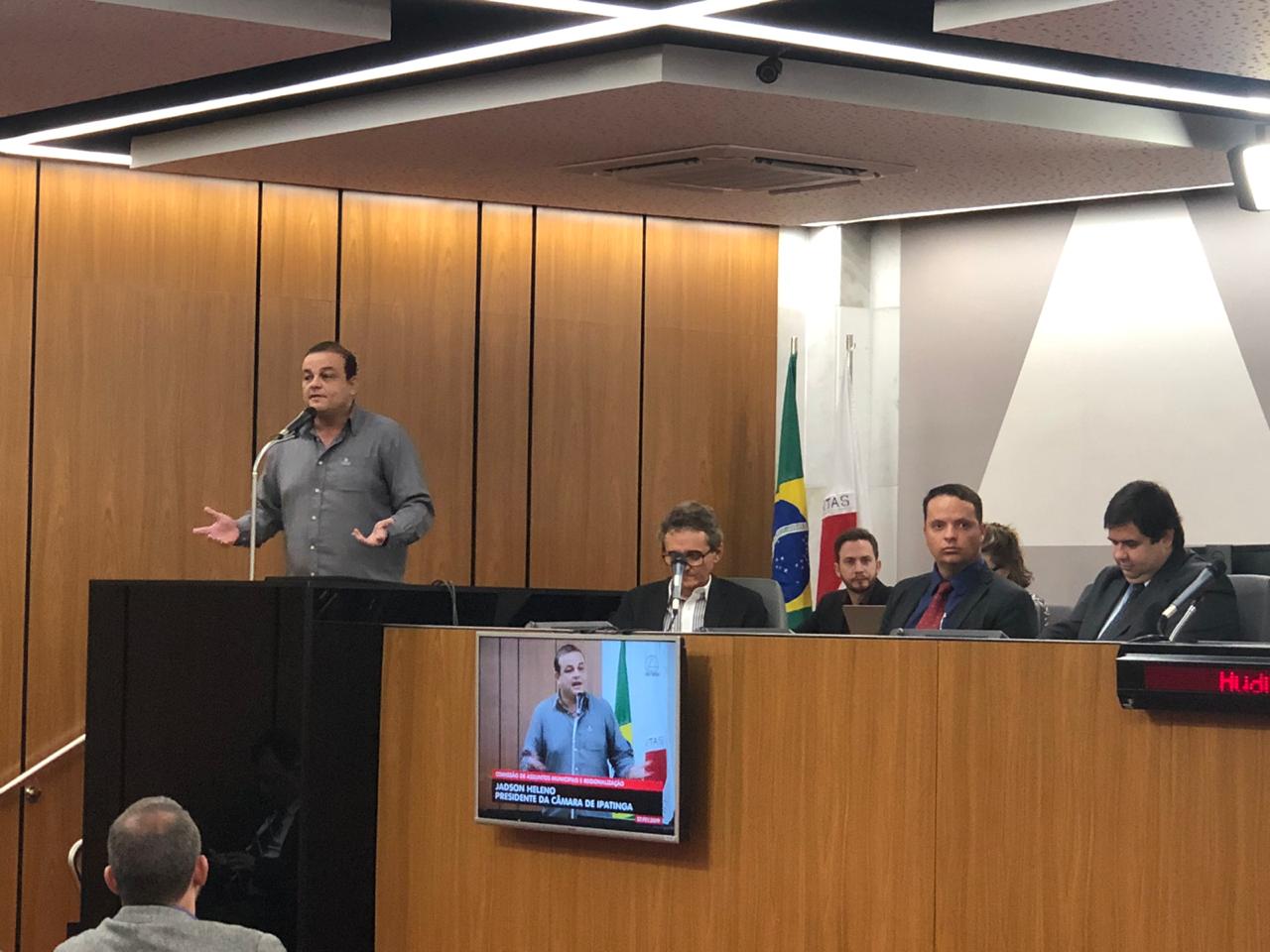 Parlamentares cobram repasses de recursos dos municipios na ALMG