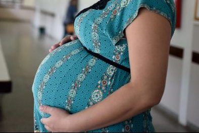Projeto de Lei garante à gestante afastamento do trabalho presencial na pandemia