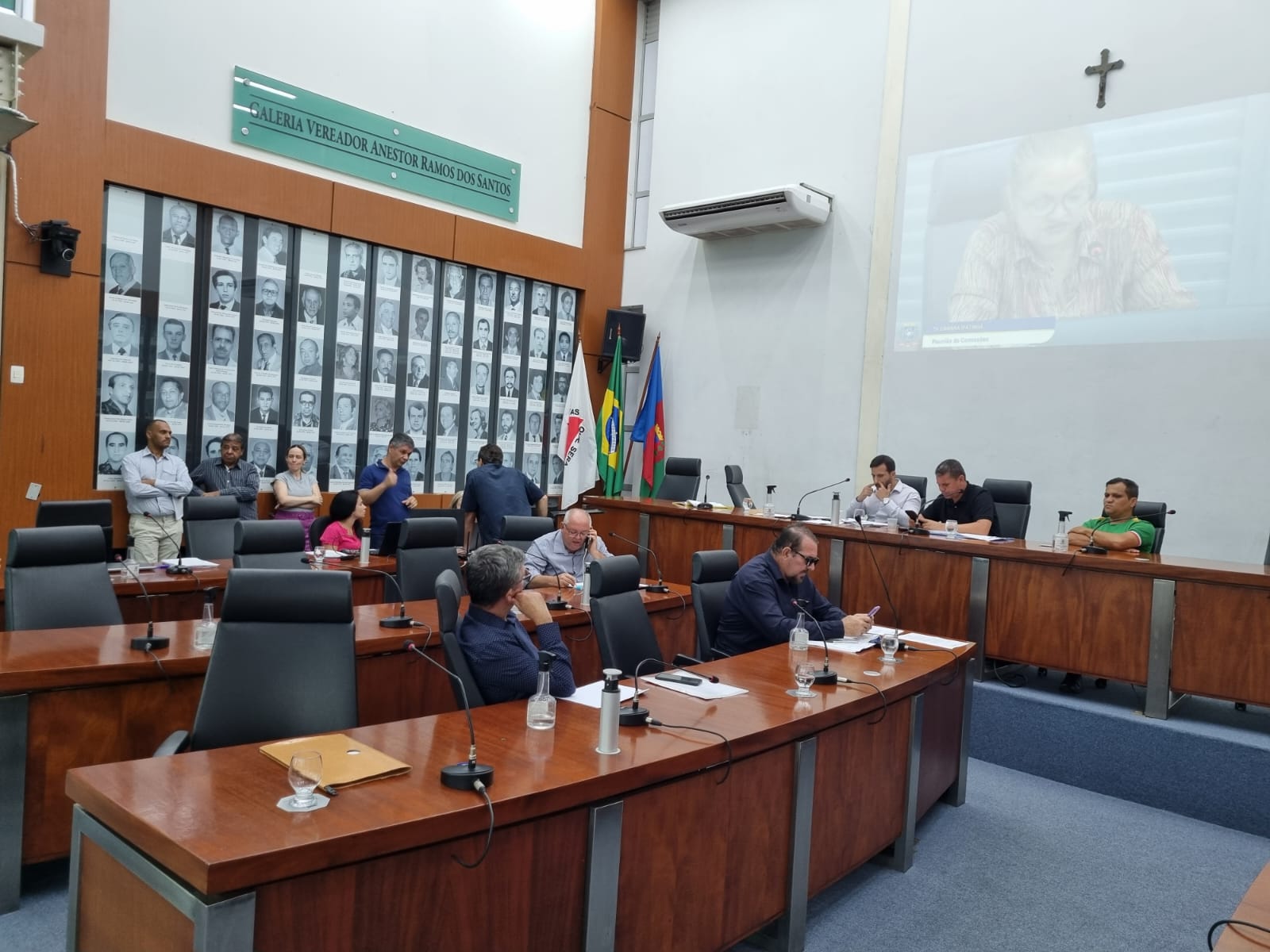 Comissões da Câmara avaliam legalidade de 17 projetos de lei