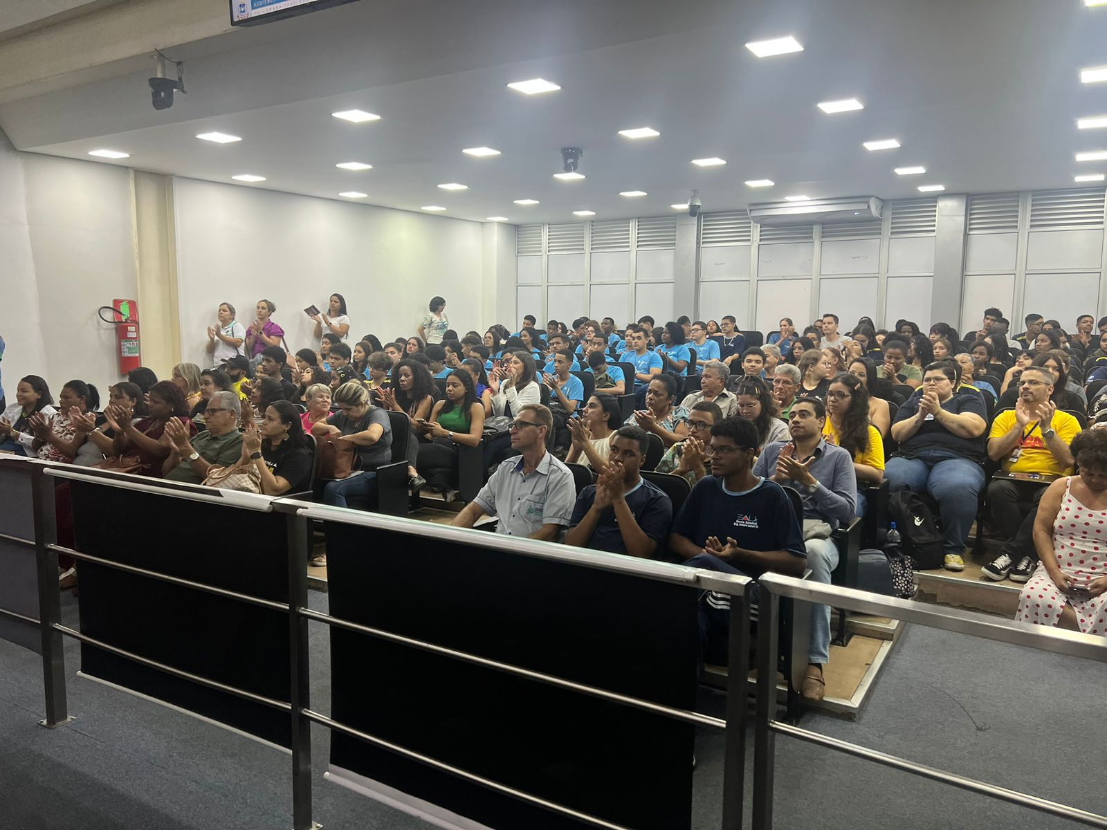 Câmara debate políticas públicas de enfrentamento às drogas em audiência pública
