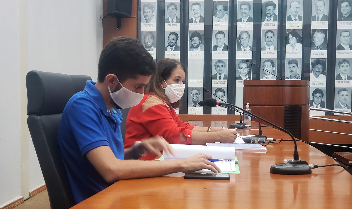 Projeto que prevê maior controle dos gastos com a Covid-19 passa por comissão