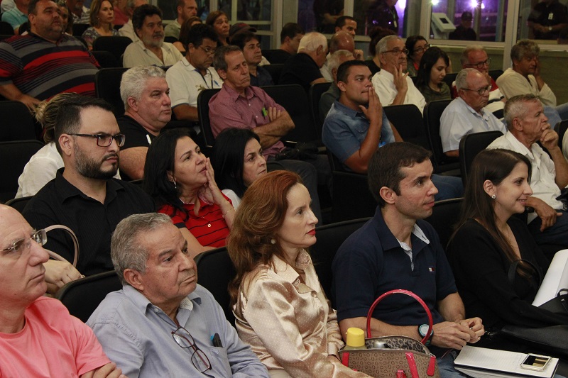 Câmara aguarda respostas sobre projeto de venda de terreno no Horto