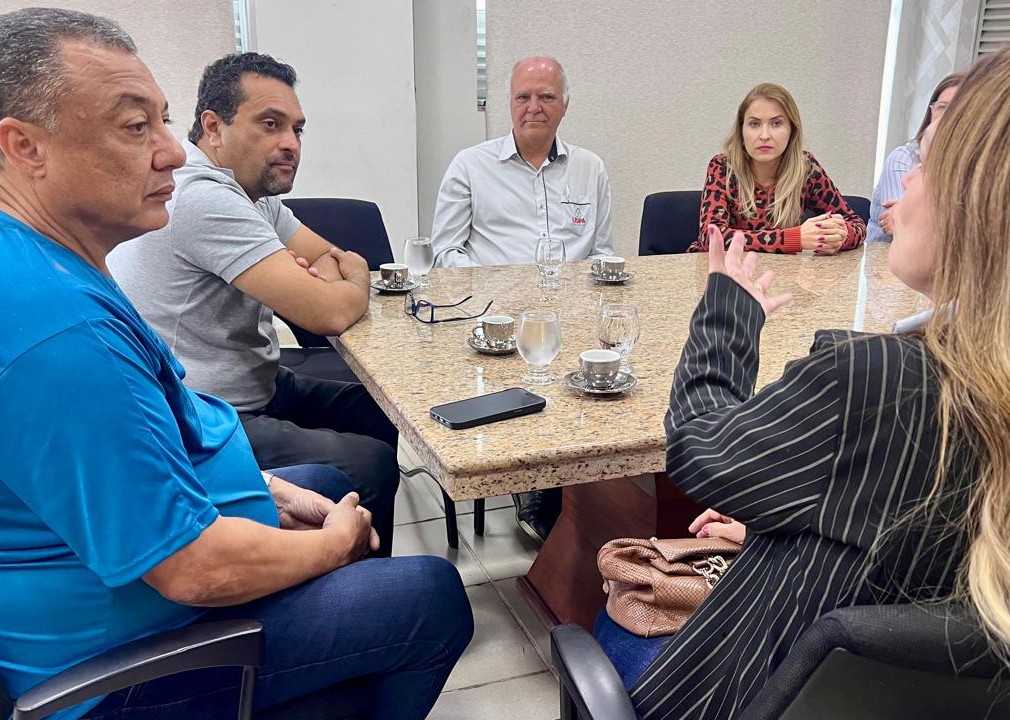Câmara de Ipatinga recebe convite oficial para a 35ª edição da Expo Usipa