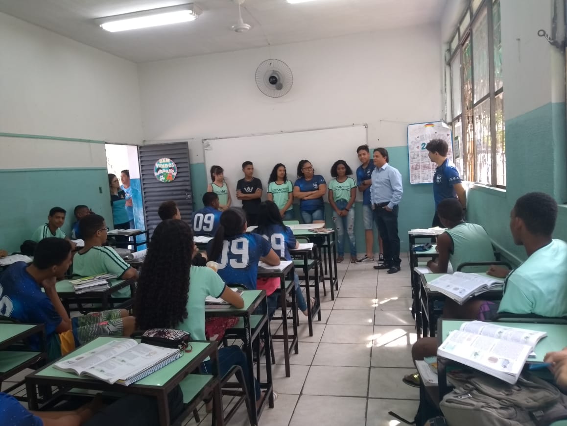 Candidatos a vereadores mirins estão em plena campanha