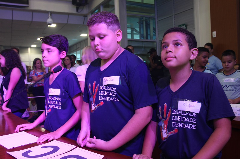 Alunos da Escola Estadual Sônia Maria são os vencedores da 1ª Gincana do Saber