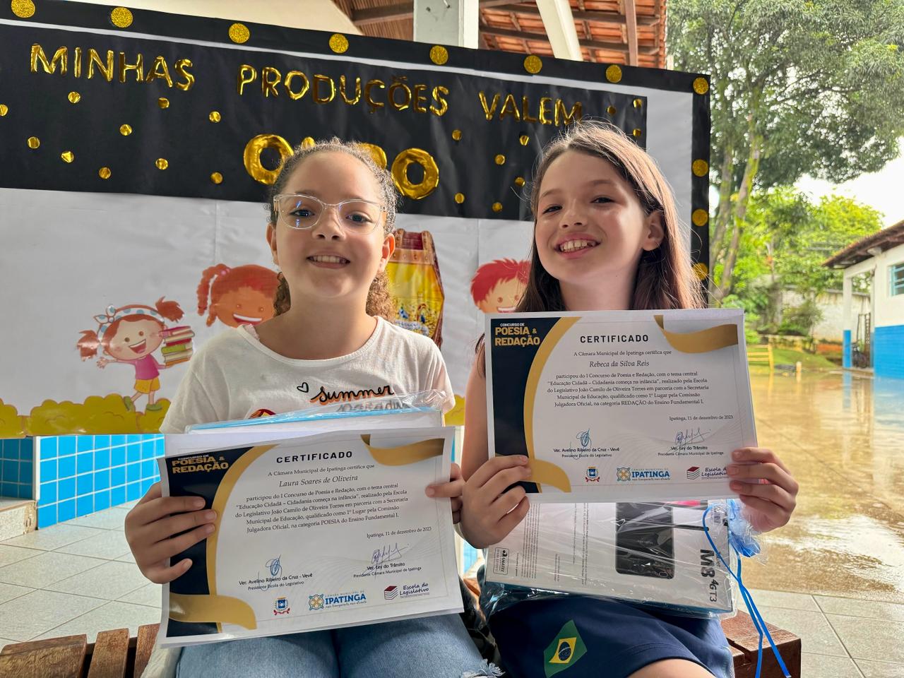 Escola do Legislativo premia alunos vencedores do 1º Concurso de Redação e Poesia
