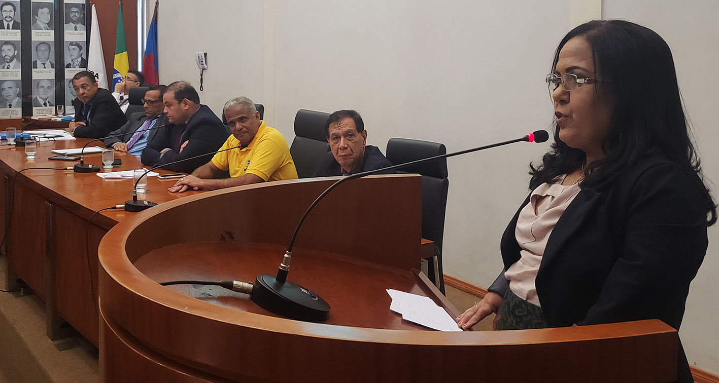 Com posse de Rominalda, Câmara tem a maior bancada feminina de sua história
