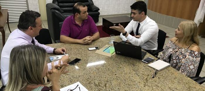 Câmara de Ipatinga firma parceria com Caixa Econômica Federal