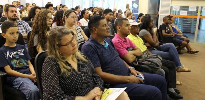 Câmara forma multiplicadores pró-vida em ação prática do “Setembro Amarelo”