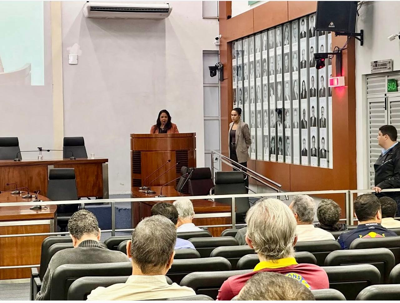 Ipatinga discute implantação da coleta seletiva em audiência pública na Câmara