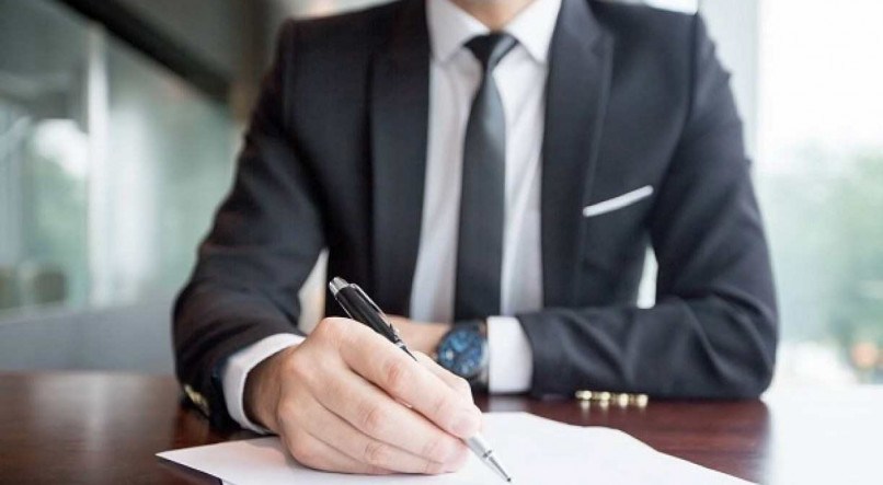 Lei aprovada prevê atendimento prioritário para advogado ao representar cliente