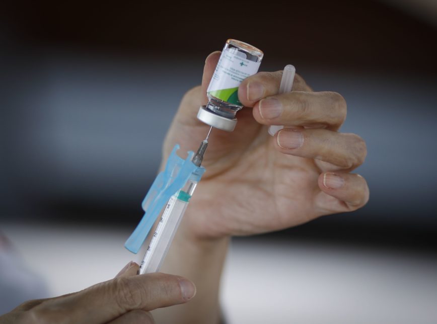 Projeto de lei propõe plataforma de informações online sobre a aplicação da vacina contra Covid-19