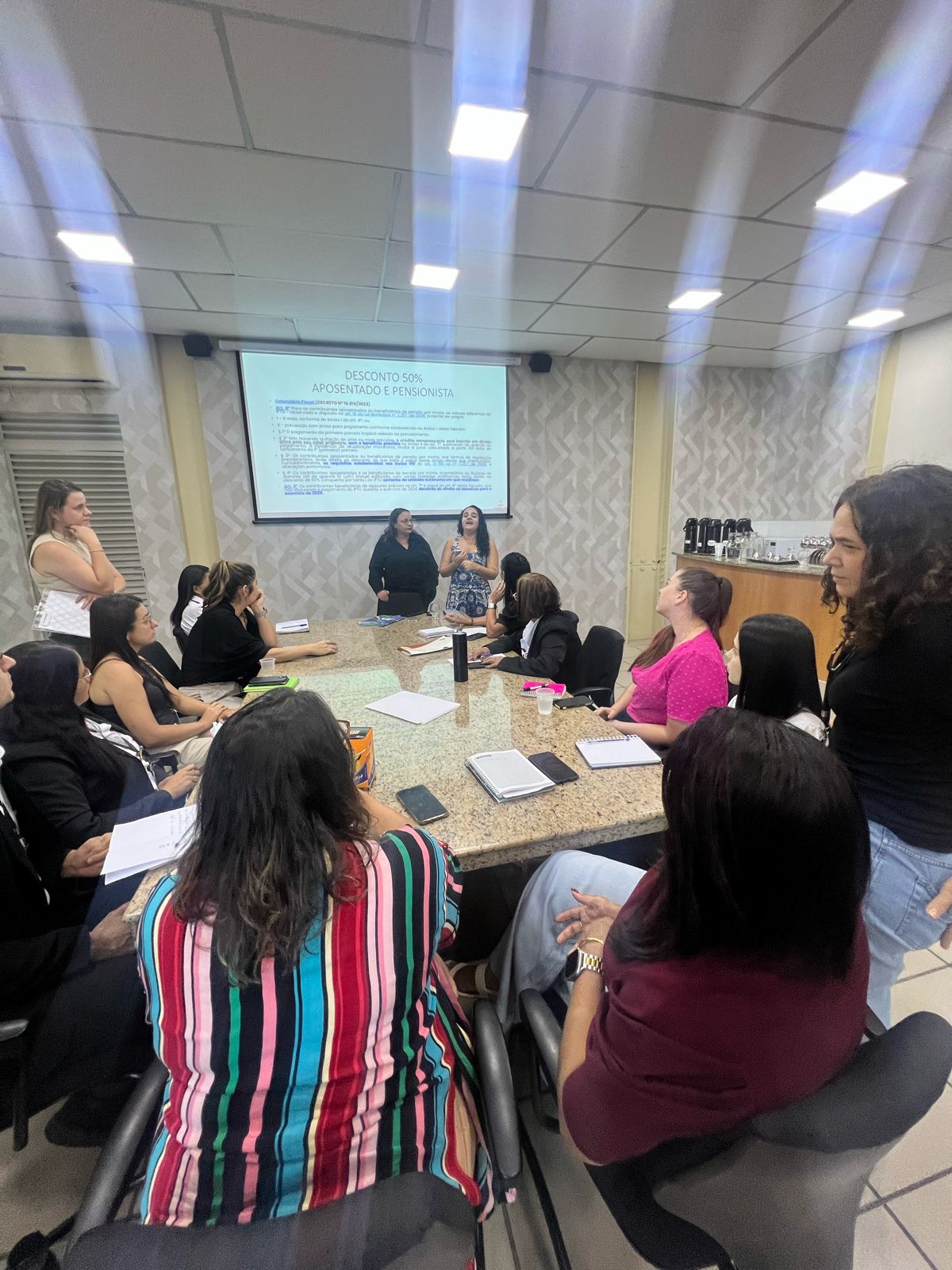Escola do Legislativo realiza oficina sobre protocolo de benefícios para concessão de IPTU